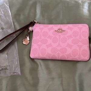 Coach Powder Pink Wristlet,New